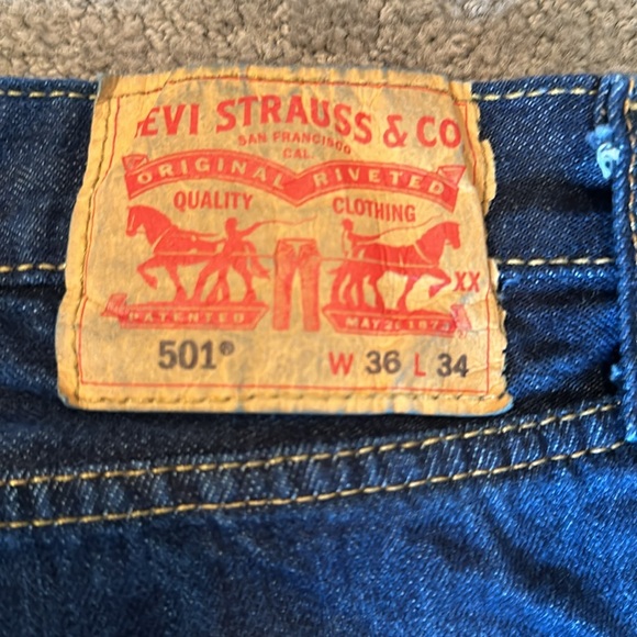 Men's Levi's 501 Button Fly Jeans 36W x 34L - Picture 4 of 4